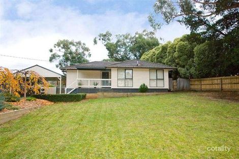 Property photo of 19 Valewood Drive Launching Place VIC 3139