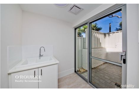 Property photo of 1/14 Pearl Parade Scarborough WA 6019