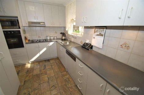 Property photo of 10 Jennifer Drive Happy Valley SA 5159