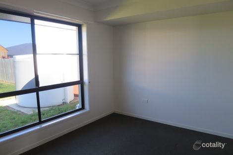 Property photo of 62 Canecutters Drive Ooralea QLD 4740