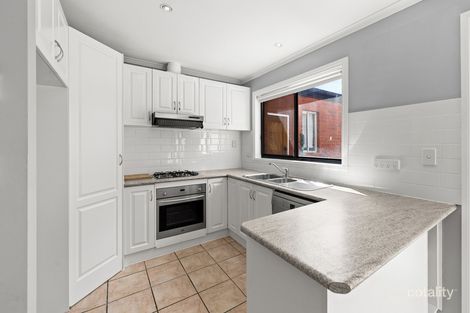 Property photo of 2/17 Camperdown Avenue Sunshine North VIC 3020