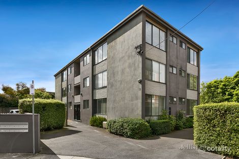 Property photo of 8/12-14 Farnham Court Flemington VIC 3031