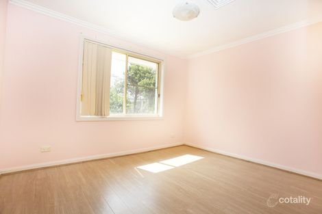 Property photo of 39 Phoenix Crescent Casula NSW 2170