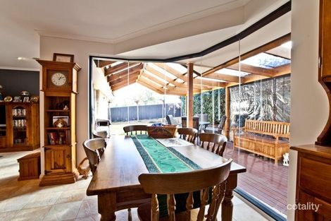 Property photo of 36 Stonehaven Circuit Queanbeyan East NSW 2620