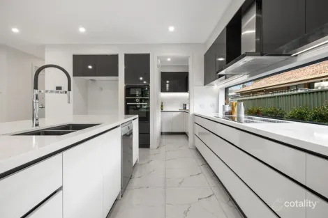 Property photo of 525B Springvale Road Glen Waverley VIC 3150