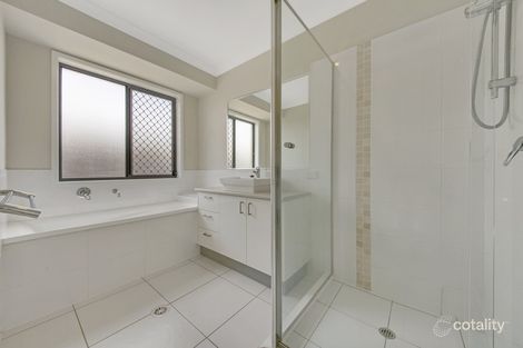 Property photo of 33 Bellbird Circuit New Auckland QLD 4680