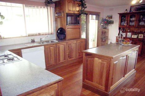 Property photo of 27 Nicholls Street Macleod VIC 3085