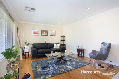 Property photo of 35 Phar Lap Road Wattle Grove WA 6107