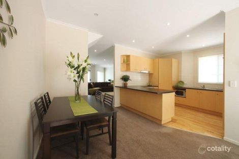 Property photo of 24/13-15 Hewish Road Croydon VIC 3136