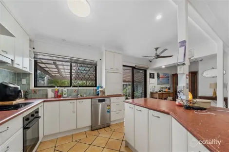 Property photo of 6 Parkway Road Daisy Hill QLD 4127