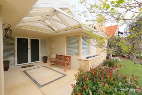 Property photo of 6 Parmelia Grove Salter Point WA 6152