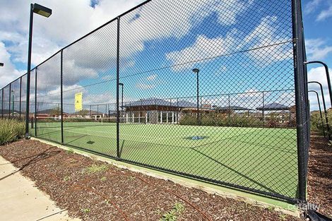 Property photo of 2/21 Larson Avenue Tarneit VIC 3029