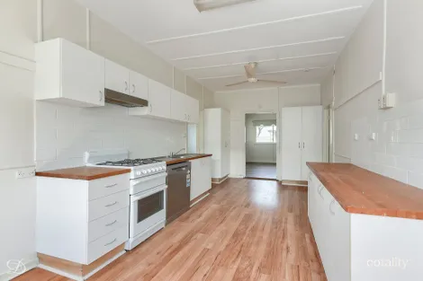 Property photo of 80 Heliopolis Parade Mitchelton QLD 4053