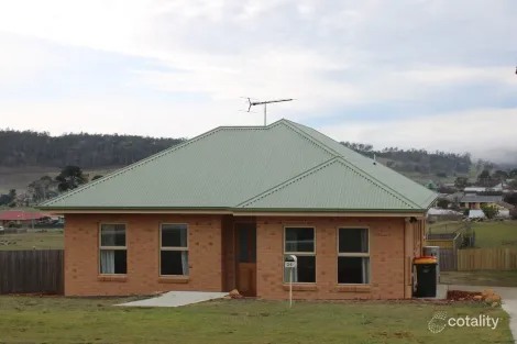24 Stanley St, Oatlands, TAS 7120