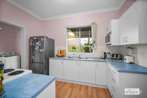 Property photo of 1/3 Plover Street Taree NSW 2430