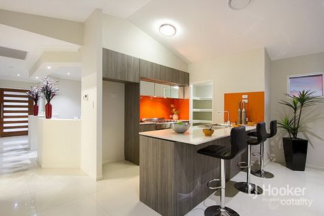 Property photo of 15 Autumnfield Avenue Yarrabilba QLD 4207