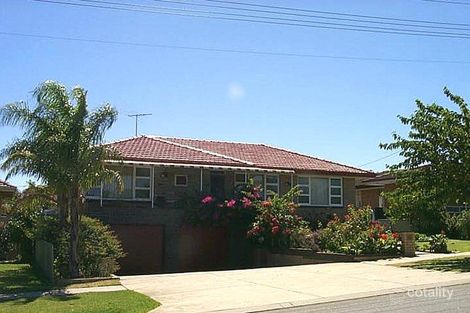 25 Canara Rd, Westminster, WA 6061
