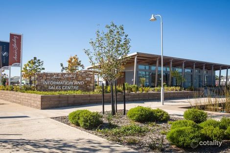 Property photo of 15 Horsenall Close Ellenbrook WA 6069