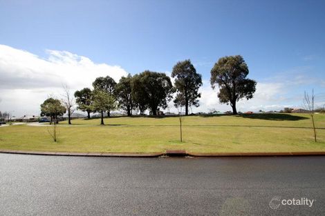 Property photo of 40 Parkfield Boulevard Bertram WA 6167