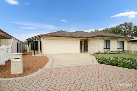 25 Adana Elb, Kenwick, WA 6107