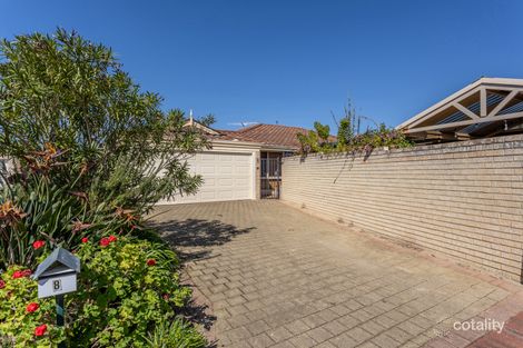Property photo of 8 Lake Edge Court Gwelup WA 6018