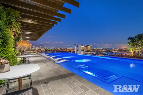 1705/62 Logan Rd, Woolloongabba, QLD 4102