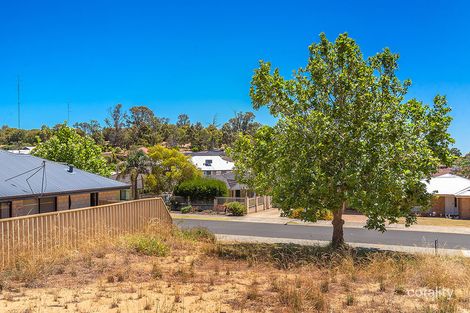 47 Somerville Dr, College Grove, WA 6230