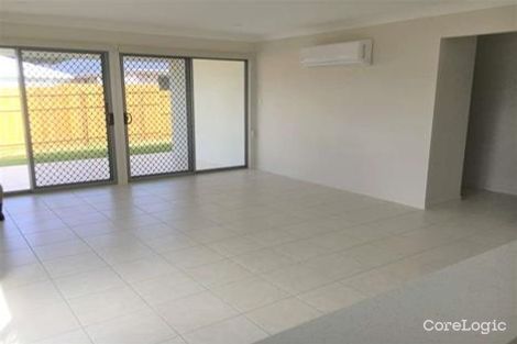 Property photo of 17 Allerton Park Drive Park Ridge QLD 4125