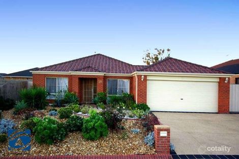 Property photo of 10 Hanrahan Wynd Lynbrook VIC 3975