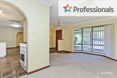 Property photo of 9 Heron Court Camillo WA 6111