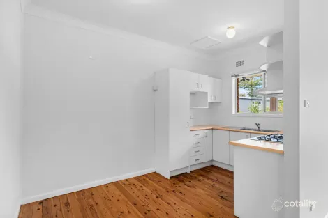 Property photo of 1/19 Booyong Street West Wollongong NSW 2500