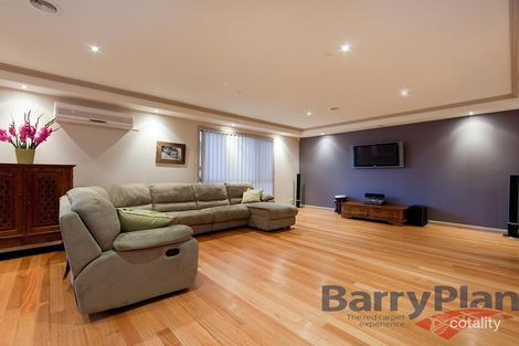 Property photo of 91 Hemsley Promenade Point Cook VIC 3030