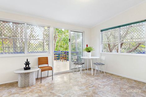 Property photo of 27 Yingally Drive Arana Hills QLD 4054