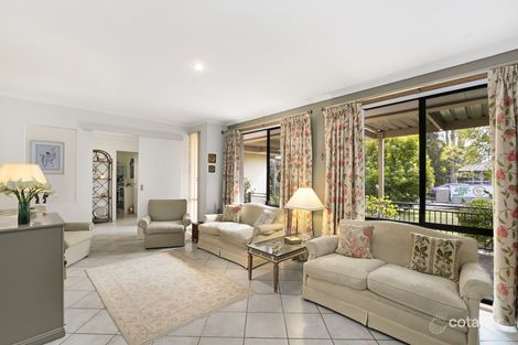Property photo of 11 Bayline Drive Point Clare NSW 2250