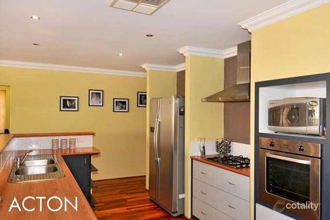 Property photo of 9 Firestone Place Meadow Springs WA 6210