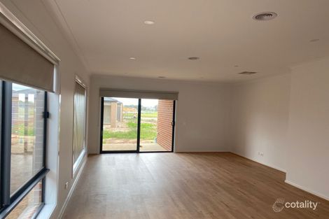 Property photo of 24 Dobell Street Mount Duneed VIC 3217