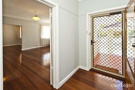 Property photo of 30 Davy Street Alfred Cove WA 6154