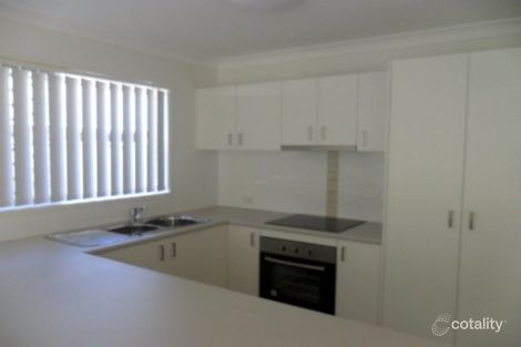 Property photo of 28 Scenic Drive Emerald QLD 4720