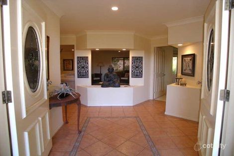 7 Nuthatch St, Burleigh Waters, QLD 4220