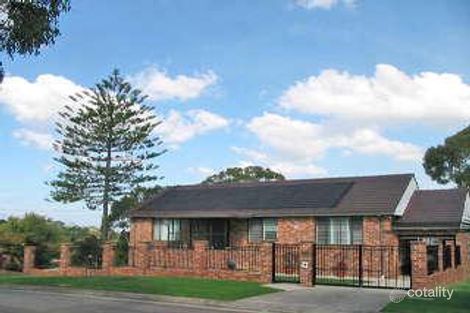 17 Fitzpatrick Ave E, Frenchs Forest, NSW 2086