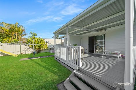 Property photo of 33 Shamrock Drive Berkeley Vale NSW 2261