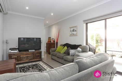 Property photo of 42 Coleridge Way South Morang VIC 3752