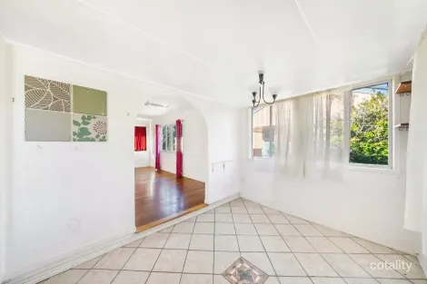 Property photo of 174 Macdonnell Road Margate QLD 4019