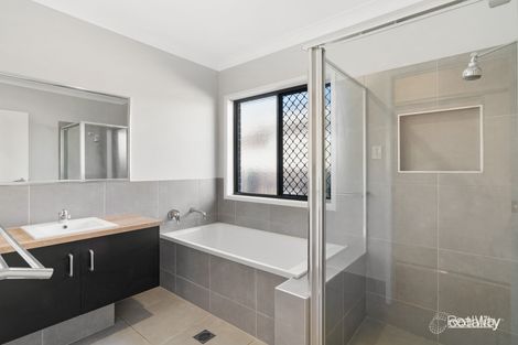 Property photo of 14 Crooke Street Highfields QLD 4352