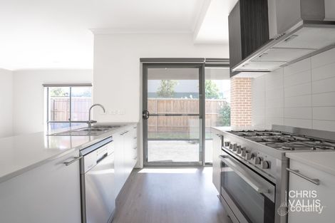 Property photo of 13 Weston Street Mickleham VIC 3064