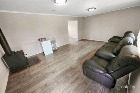 Property photo of 15 Bayview Street Surfside NSW 2536