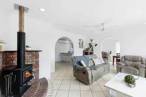 Property photo of 19 Ballard Place Coombabah QLD 4216