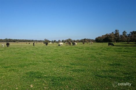 266 Ioppolo Rd, Chittering, WA 6084