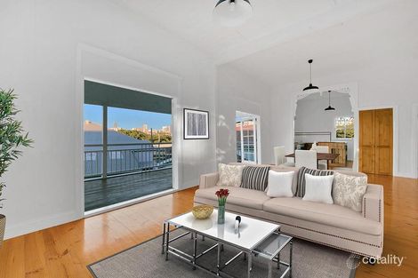 Property photo of 2 Hall Street Paddington QLD 4064