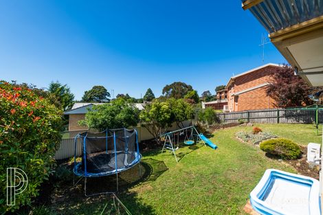 Property photo of 24 Kinsela Street Karabar NSW 2620